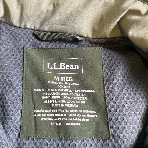 L.L. Bean Size Medium Insulated Primaloft 1/2 Zip Green Pullover - Picture 6 of 7